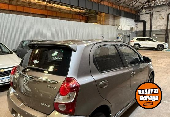 Autos - Toyota Etios xls 1.5 2019 Nafta 124000Km - En Venta