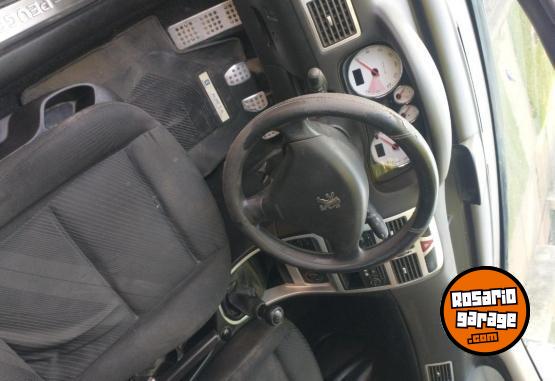 Autos - Peugeot 307 HDI LINEA NUEVA 2006 Diesel 302000Km - En Venta