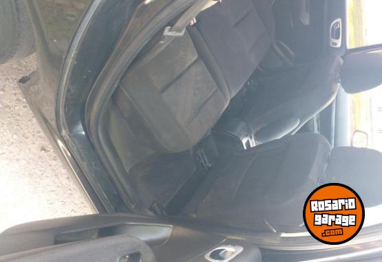 Autos - Peugeot 307 HDI LINEA NUEVA 2006 Diesel 302000Km - En Venta