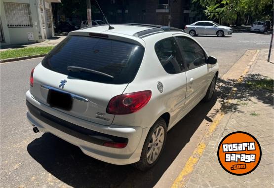 Autos - Peugeot 207 3p XT full 2011 Nafta 130000Km - En Venta