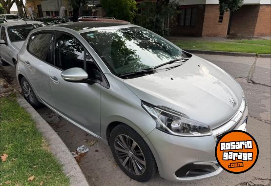 Autos - Peugeot 208 feline 1.6 2018 Nafta 50000Km - En Venta
