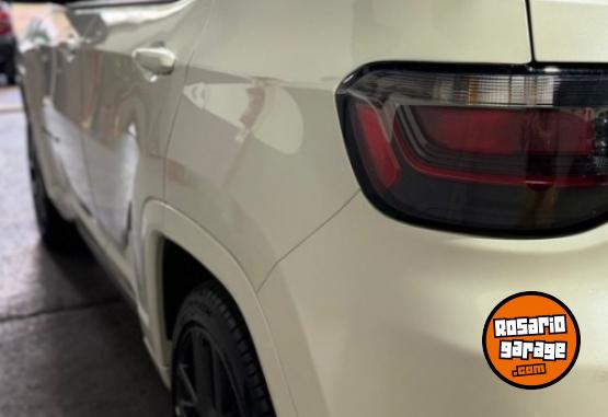 Camionetas - Jeep Compass 2025 Nafta 10000Km - En Venta