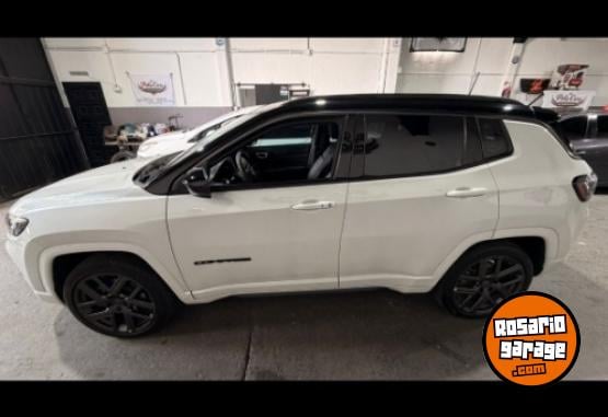Camionetas - Jeep Compass 2025 Nafta 10000Km - En Venta