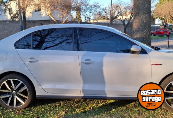 Autos - Volkswagen Vento GLI 2017 Nafta 159300Km - En Venta