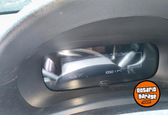 Utilitarios - Peugeot Partner 2017 Diesel 105000Km - En Venta