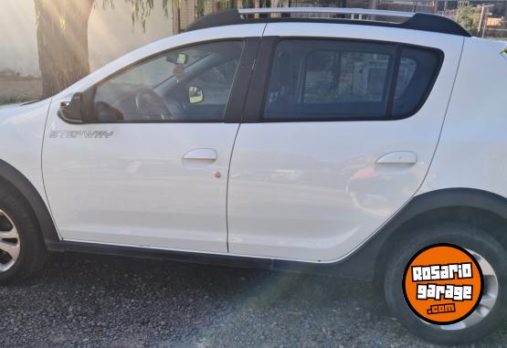 Autos - Renault sandero stepway 2018 Nafta 74000Km - En Venta