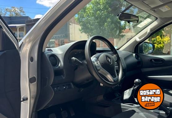 Camionetas - Renault ALASKAN 4x4 2.3 TDI 160cv 2022 Diesel 61000Km - En Venta