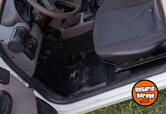 Autos - Chevrolet Corsa 2012 GNC 2000Km - En Venta