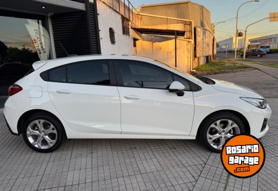 Autos - Chevrolet CRUZE LT 1.4T 5P 2022 Nafta 45000Km - En Venta