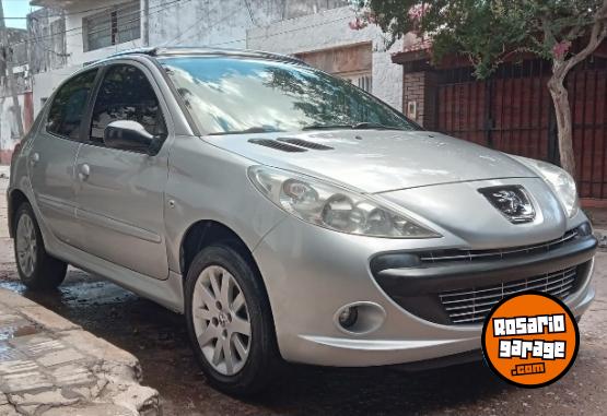 Autos - Peugeot 207 2008 Nafta 111Km - En Venta