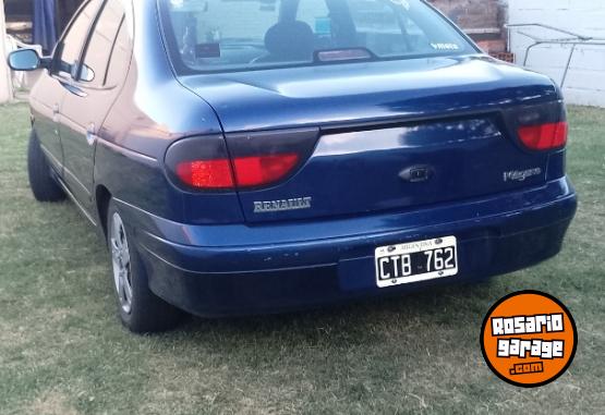 Autos - Renault Megane RT 2.0 1999 Nafta 350000Km - En Venta