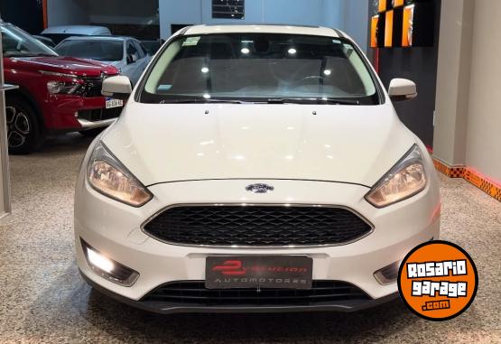 Autos - Ford Focus SE PLUS 2016 Nafta 117000Km - En Venta
