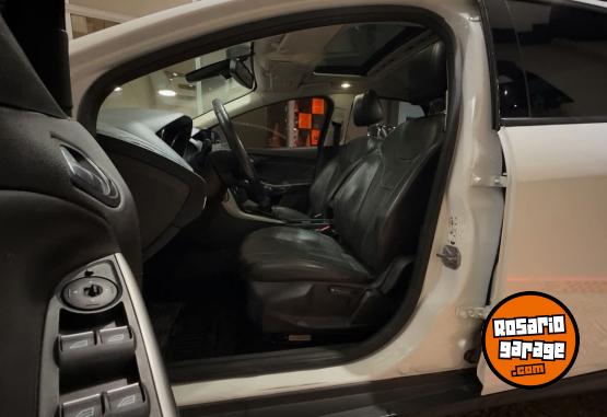Autos - Ford Focus SE PLUS 2016 Nafta 117000Km - En Venta