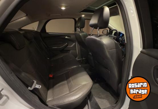 Autos - Ford Focus SE PLUS 2016 Nafta 117000Km - En Venta