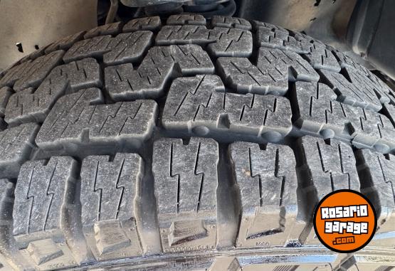 Camionetas - Toyota Hilux SRX 2021 Diesel 90000Km - En Venta