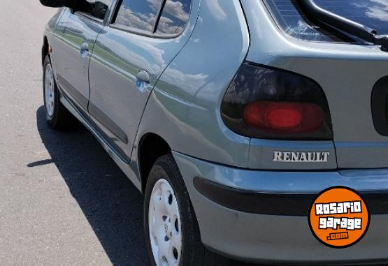 Autos - Renault Megane 1998 Nafta 250000Km - En Venta