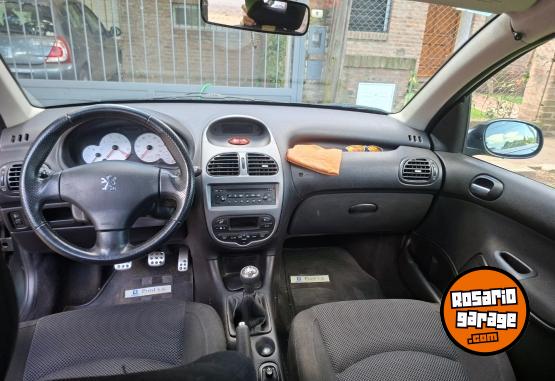 Autos - Peugeot 206 2008 Nafta 98000Km - En Venta