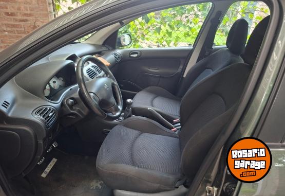 Autos - Peugeot 206 2008 Nafta 98000Km - En Venta