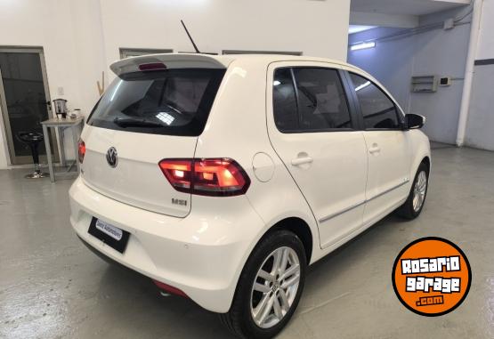 Autos - Volkswagen FOX HIGHLINE FULL TECHO 2015 Nafta 70000Km - En Venta