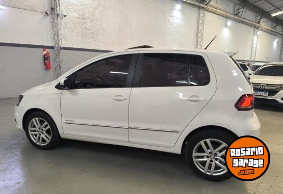Autos - Volkswagen FOX HIGHLINE FULL TECHO 2015 Nafta 70000Km - En Venta