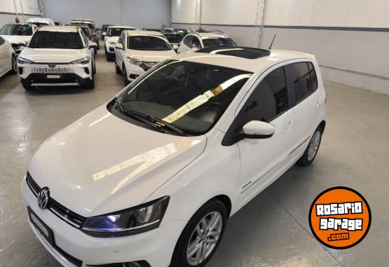 Autos - Volkswagen FOX HIGHLINE FULL TECHO 2015 Nafta 70000Km - En Venta