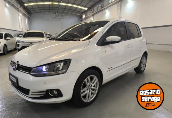 Autos - Volkswagen FOX HIGHLINE FULL TECHO 2015 Nafta 70000Km - En Venta