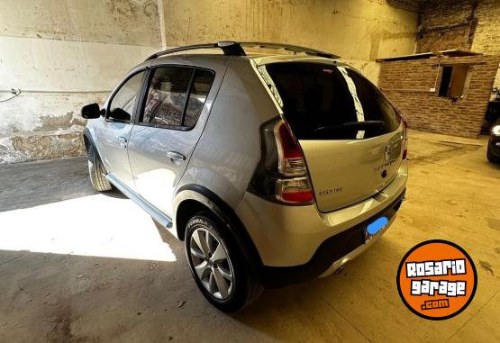 Autos - Renault Sander 2012 Nafta 160000Km - En Venta