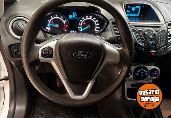 Autos - Ford Fiesta 2019 Nafta 60000Km - En Venta