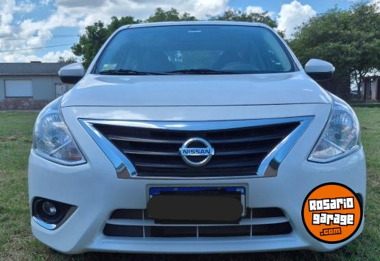 Autos - Nissan Versa 2019 Nafta 82700Km - En Venta