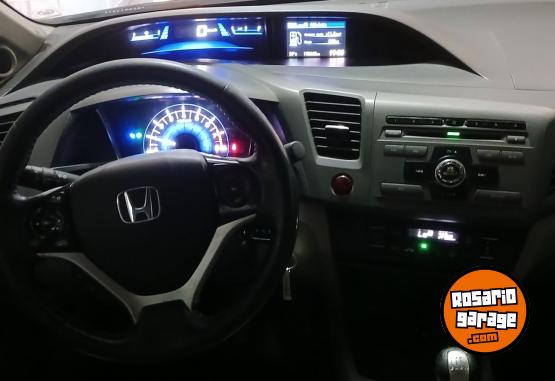 Autos - Honda Civic EXS 2013 Nafta 192000Km - En Venta