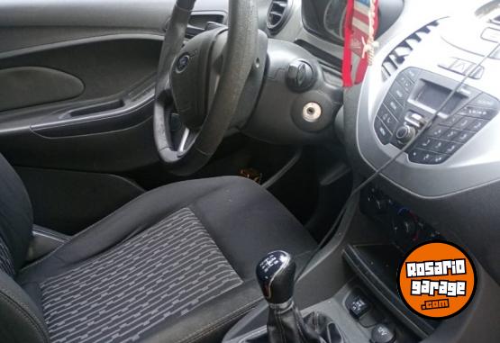 Autos - Ford Ka 2017 GNC 170000Km - En Venta