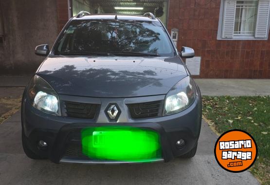 Autos - Renault Sandero 2010 GNC 195000Km - En Venta
