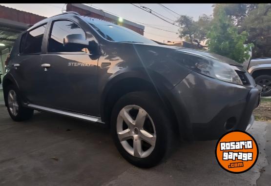 Autos - Renault Sandero 2010 GNC 195000Km - En Venta