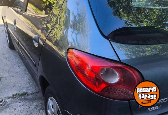 Autos - Peugeot 207 2009 Nafta 185000Km - En Venta