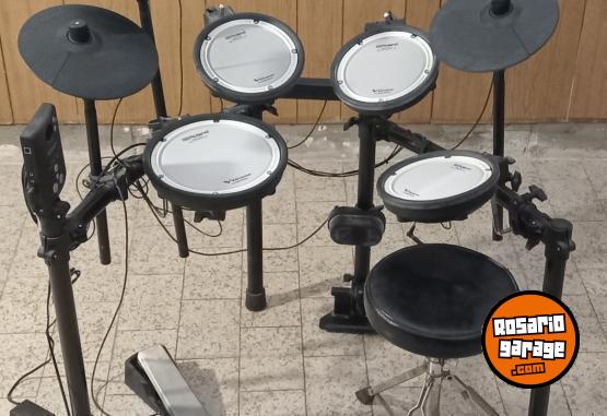 Instrumentos Musicales - Bateria Electr�nica Roland M�s Accesorios - En Venta