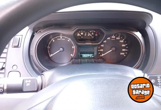 Camionetas - Ford RANGER DC 4x2 XL 2.2L D 2017 Diesel 66942Km - En Venta