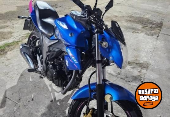 Motos - Suzuki Gixxer 2017 Nafta 21000Km - En Venta