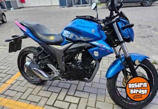 Motos - Suzuki Gixxer 2017 Nafta 21000Km - En Venta