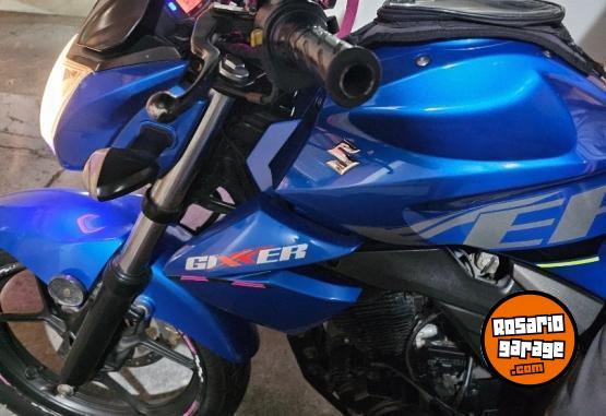 Motos - Suzuki Gixxer 2017 Nafta 21000Km - En Venta