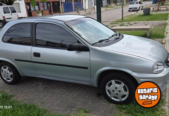 Autos - Chevrolet Corsa 3p 2009 GNC 220000Km - En Venta