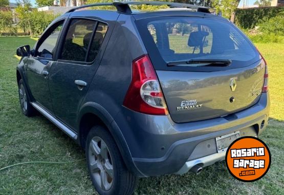 Autos - Renault Sandero stepway 2010 Nafta 93300Km - En Venta