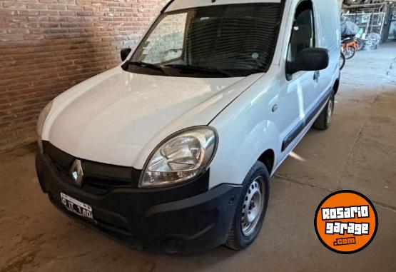 Utilitarios - Renault KANGOO 2015 Nafta 67500Km - En Venta
