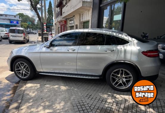 Autos - Mercedes Benz GLC 300 4MATIC 2019 Nafta 126000Km - En Venta