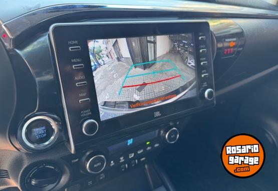 Camionetas - Toyota Hilux 2.8 srx at6 2021 Diesel 134000Km - En Venta