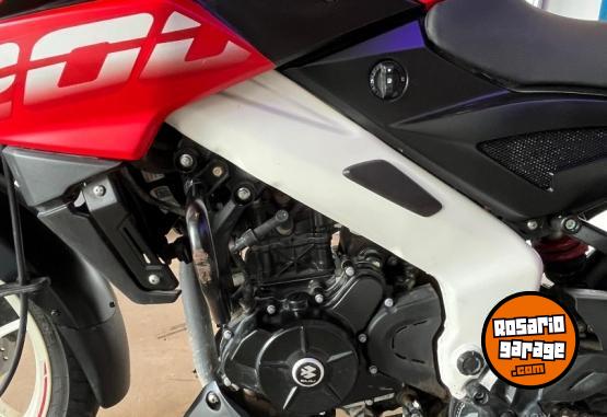 Motos - Bajaj 200NS 2022 Nafta 7000Km - En Venta