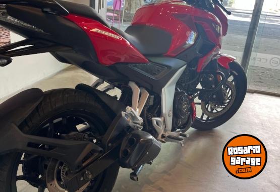 Motos - Bajaj N250 2024 Nafta 5000Km - En Venta