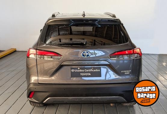 Autos - Toyota COROLLA CROSS SEG HV 1,8 2021 Electrico / Hibrido 98897Km - En Venta
