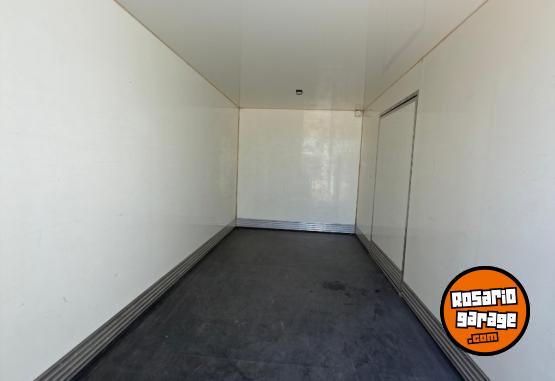 Camiones y Gr�as - ACCELO 815 CAJA FRIGORIFICA - En Venta