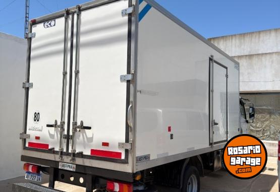 Camiones y Gr�as - ACCELO 815 CAJA FRIGORIFICA - En Venta