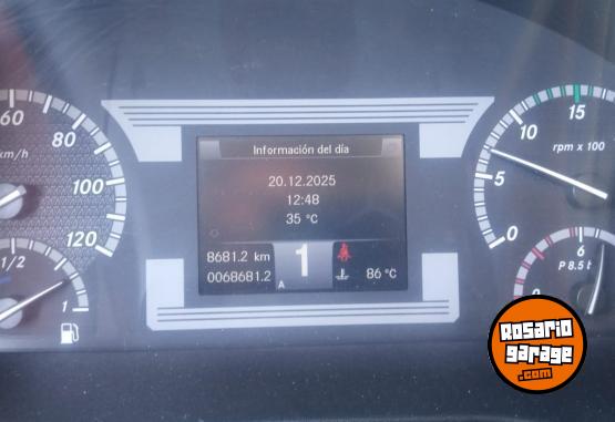 Camiones y Gr�as - ACCELO 815 CAJA FRIGORIFICA - En Venta